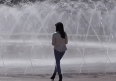女性“潮涌”是个啥