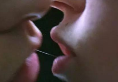 你接过拔丝吻吗？如何实现？
