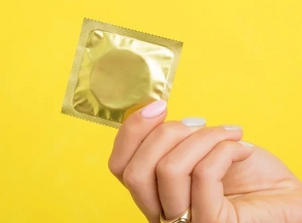 套套001和003哪个更薄