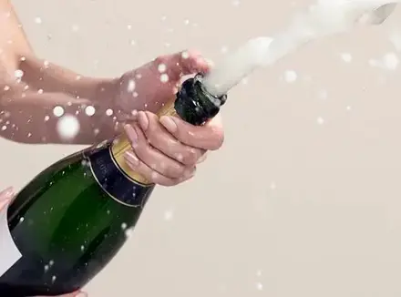 解锁女生喷泉有三宝：姿势感觉手法好！