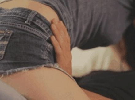 上面动为什么总会滑出来？如何解决？