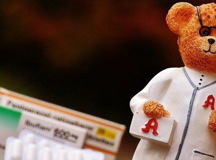 一日三次药是隔几小时？均匀分配是关键！