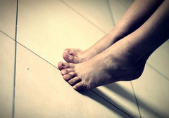 男人踮脚尖能提高性功能吗