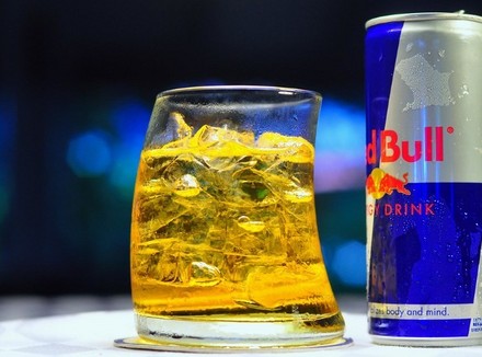 红牛加什么可以提高性功能？劲酒or鸡蛋？