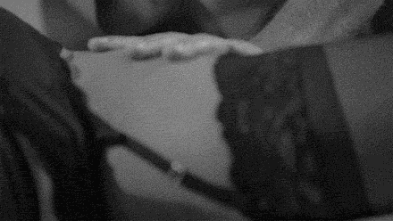 女生无法抗拒的亚当抚触爱抚法