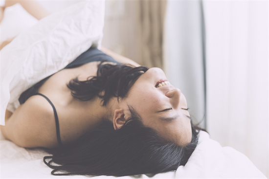 女生的性快感到底有多强烈？令人大开眼界…