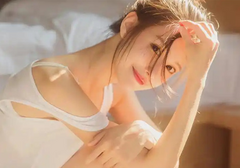 女生主动让男生摸自己的头发代表什么