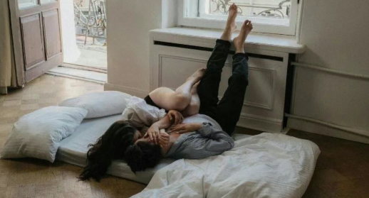 性自我披露是改善性与爱的秘籍，和谐健康的性关系应该这样做